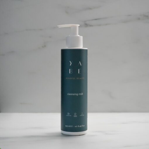 Cleansing Milk, latte detergente viso | YA.BE